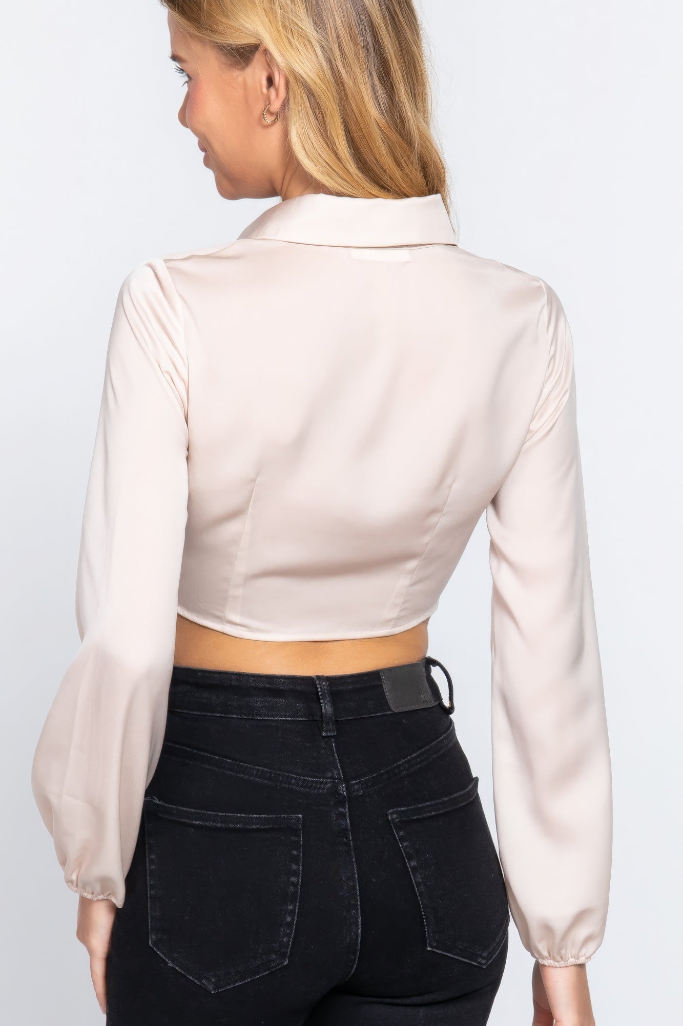 {{title}} - {{product-type}} for women from {{shop-name}}