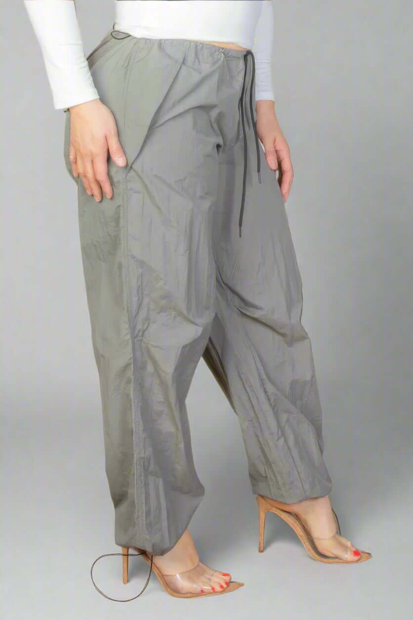 {{title}} - {{product-type}} for women from {{shop-name}}