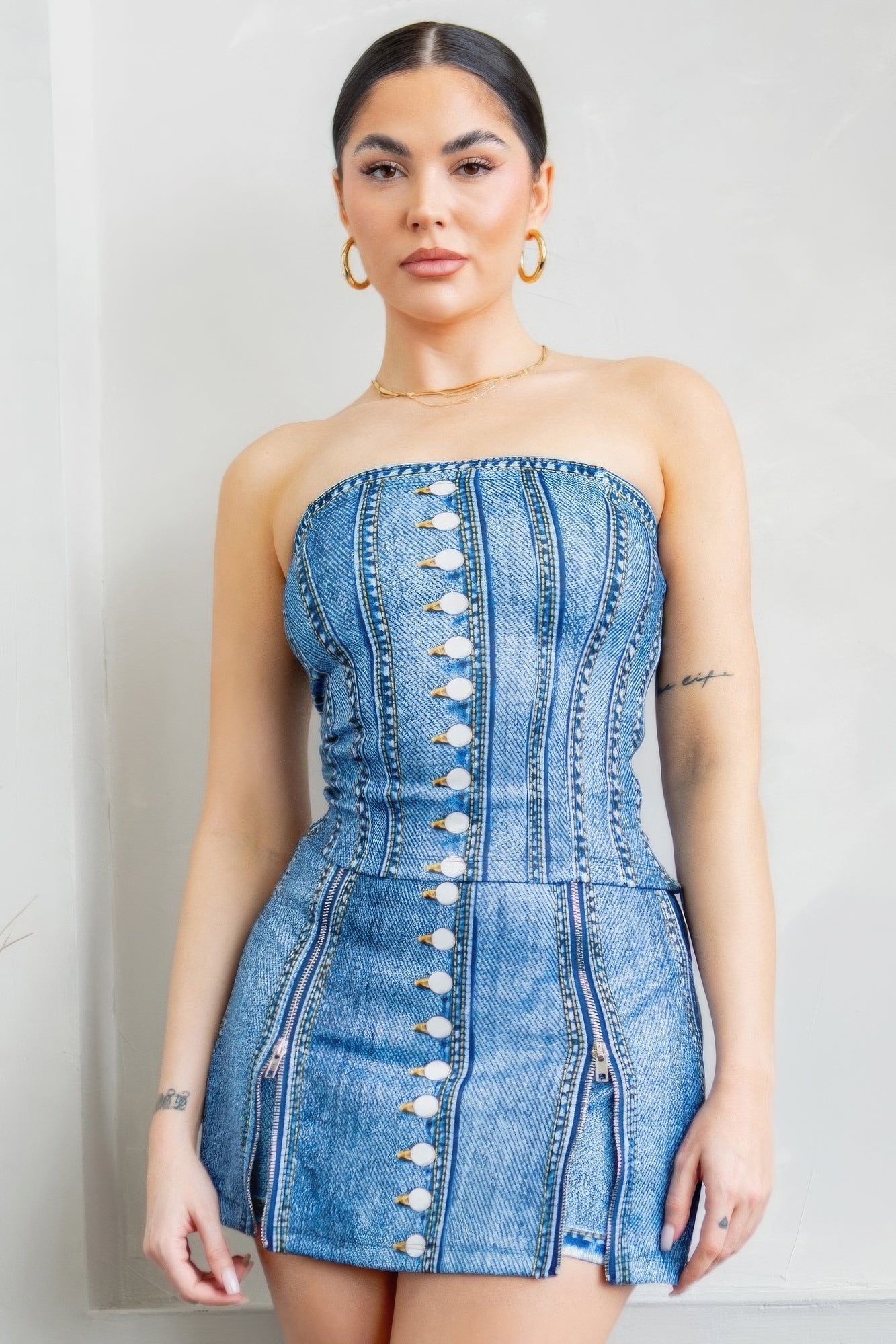 {{title}} - {{product-type}} for women from {{shop-name}}