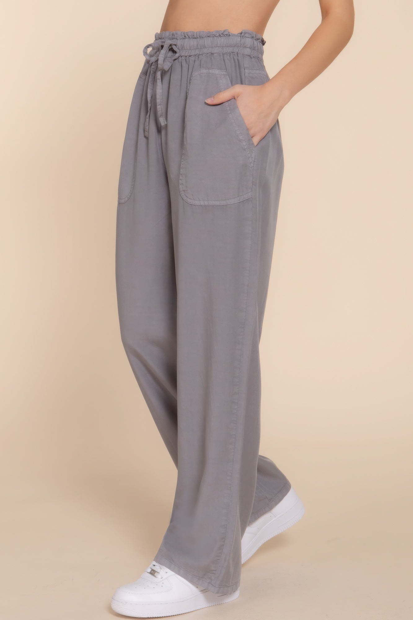 {{title}} - {{product-type}} for women from {{shop-name}}