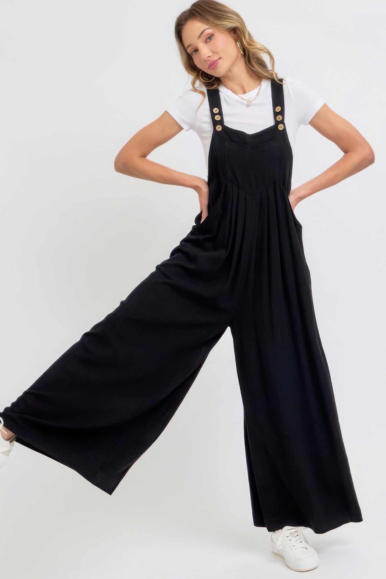 {{title}} - {{product-type}} for women from {{shop-name}}