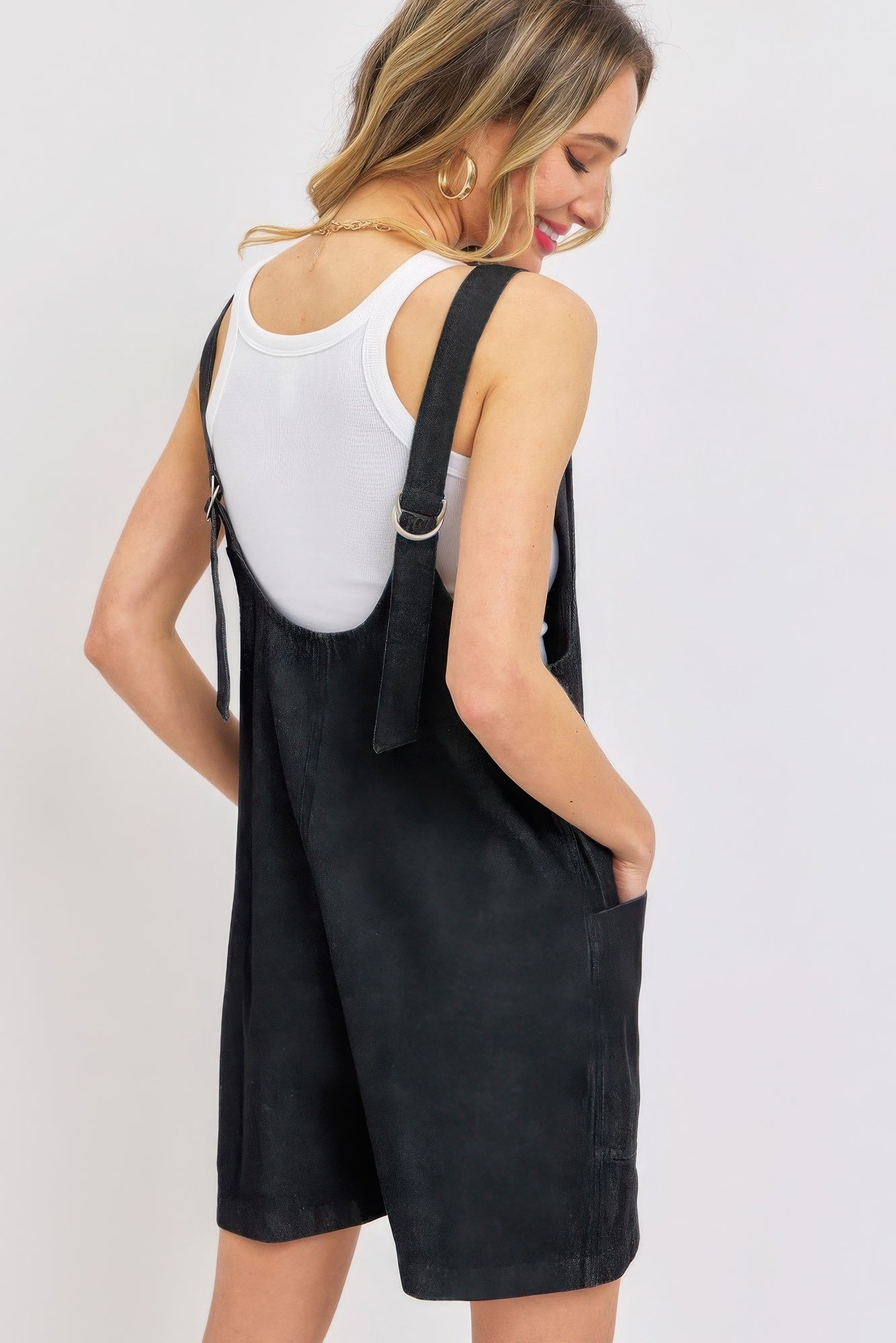 {{title}} - {{product-type}} for women from {{shop-name}}