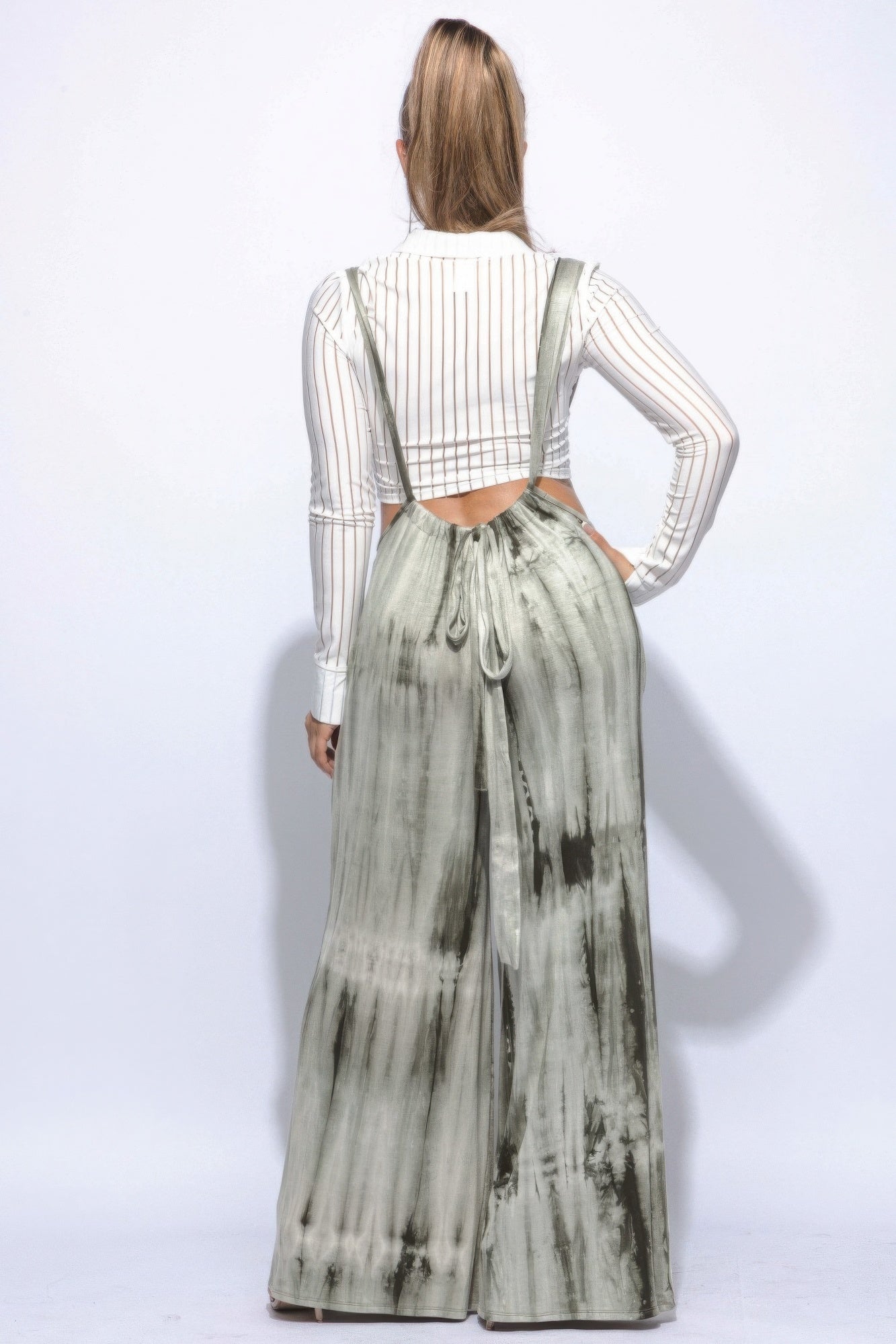 {{title}} - {{product-type}} for women from {{shop-name}}