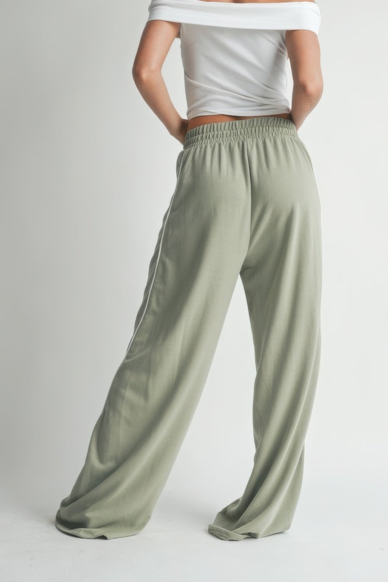 {{title}} - {{product-type}} for women from {{shop-name}}