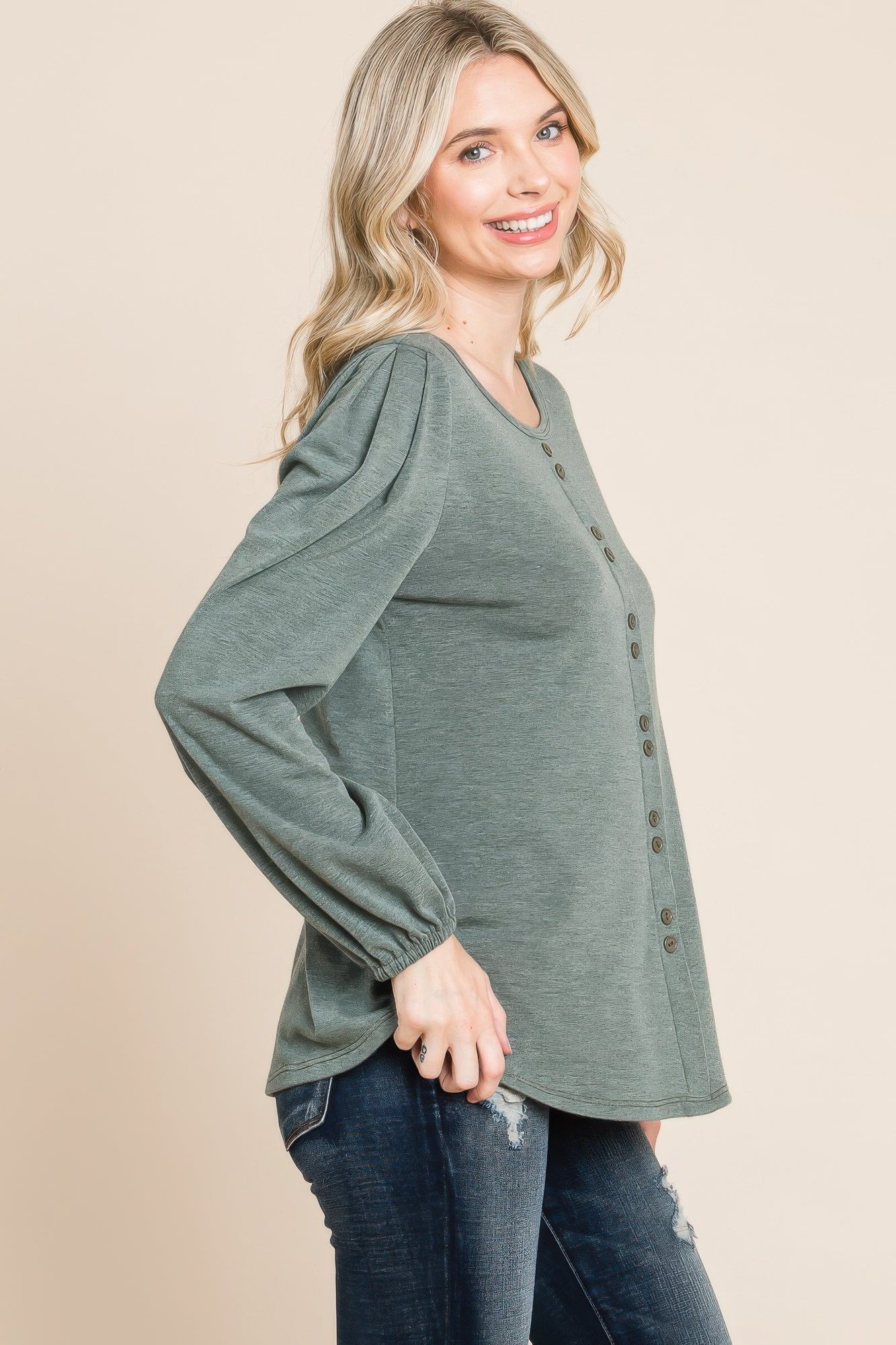 {{title}} - {{product-type}} for women from {{shop-name}}
