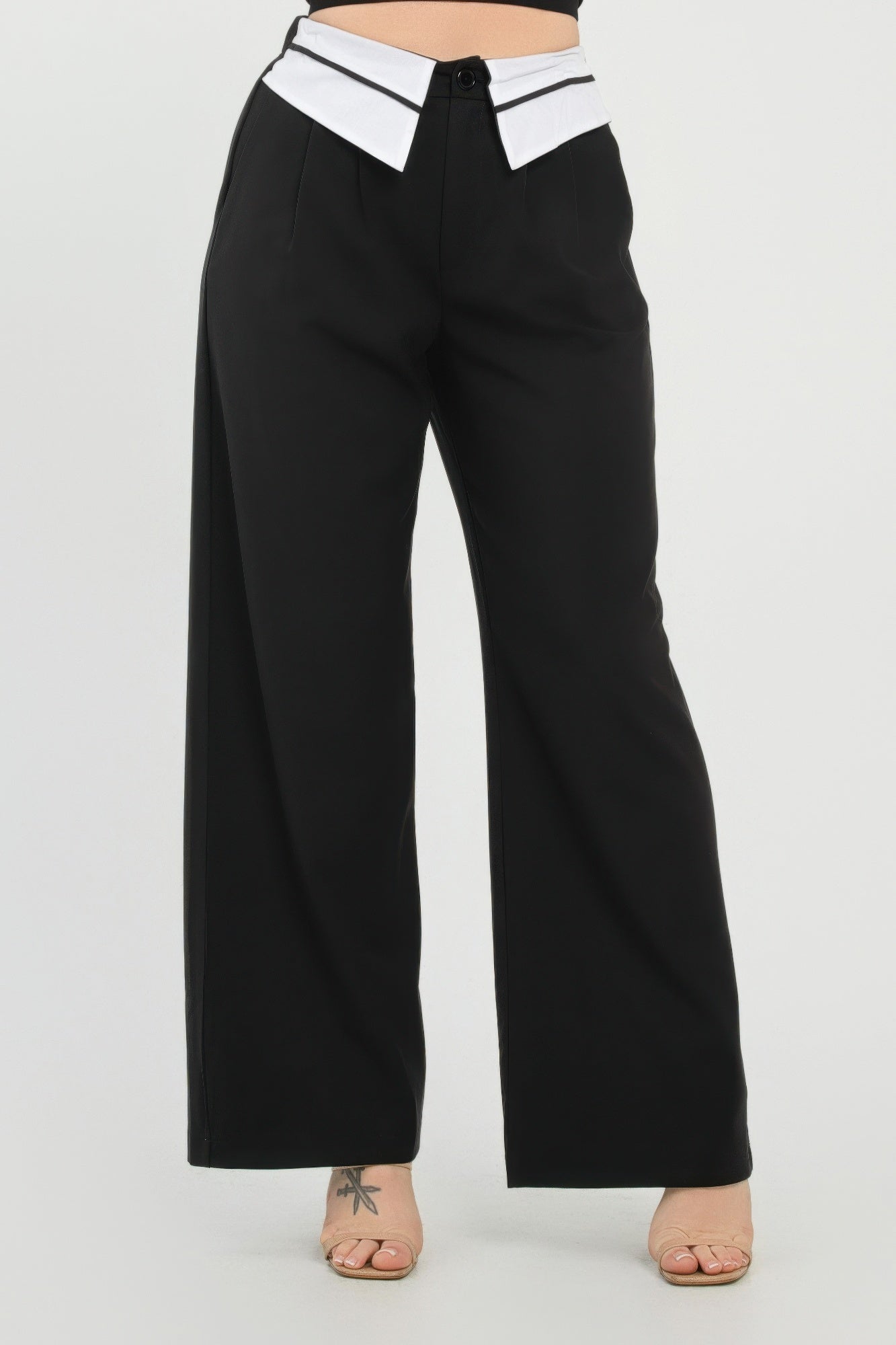 {{title}} - {{product-type}} for women from {{shop-name}}