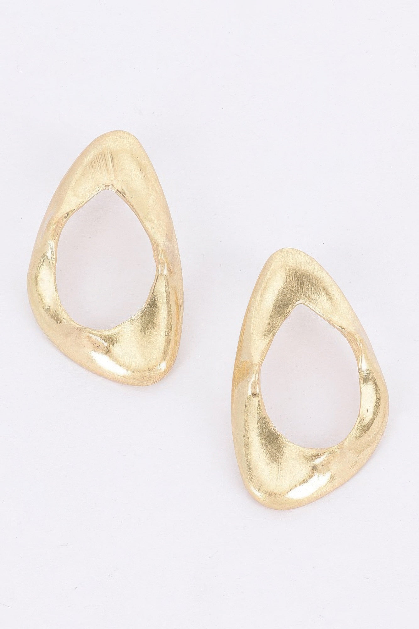 {{title}} - {{product-type}} for women from {{shop-name}}