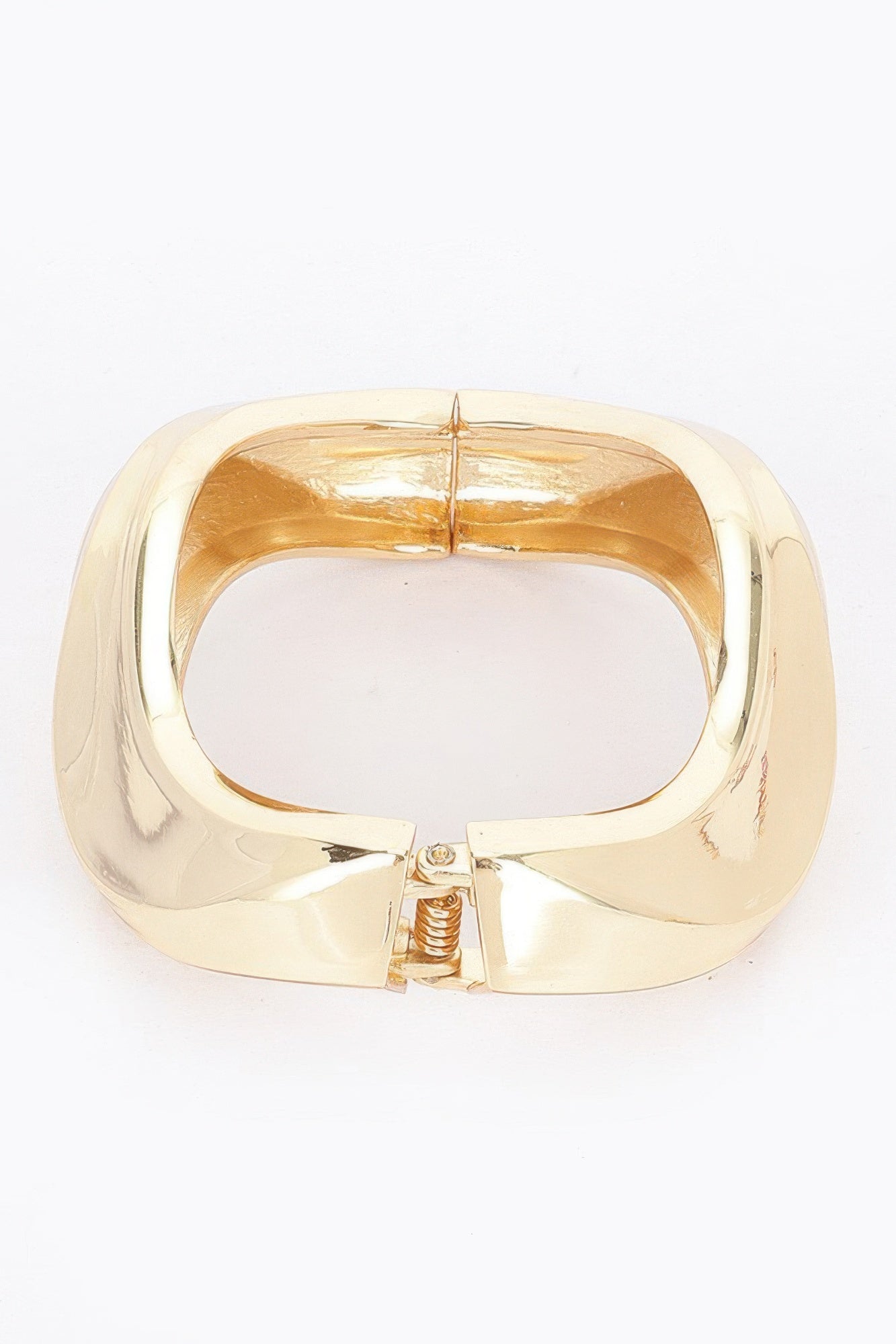 {{title}} - {{product-type}} for women from {{shop-name}}