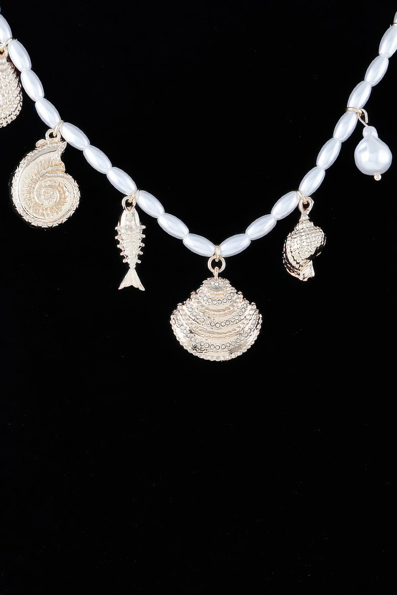 {{title}} - {{product-type}} for women from {{shop-name}}