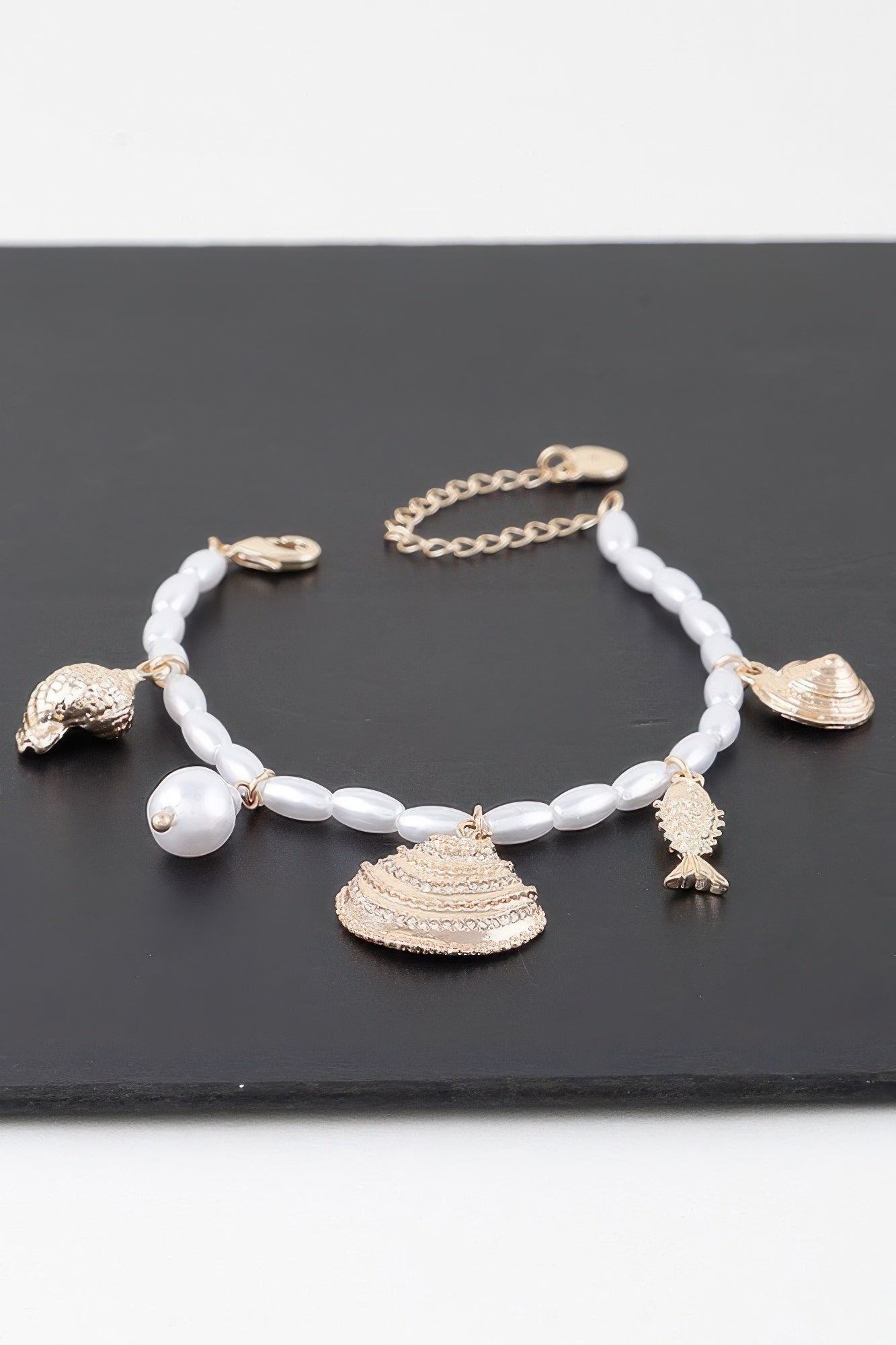 {{title}} - {{product-type}} for women from {{shop-name}}