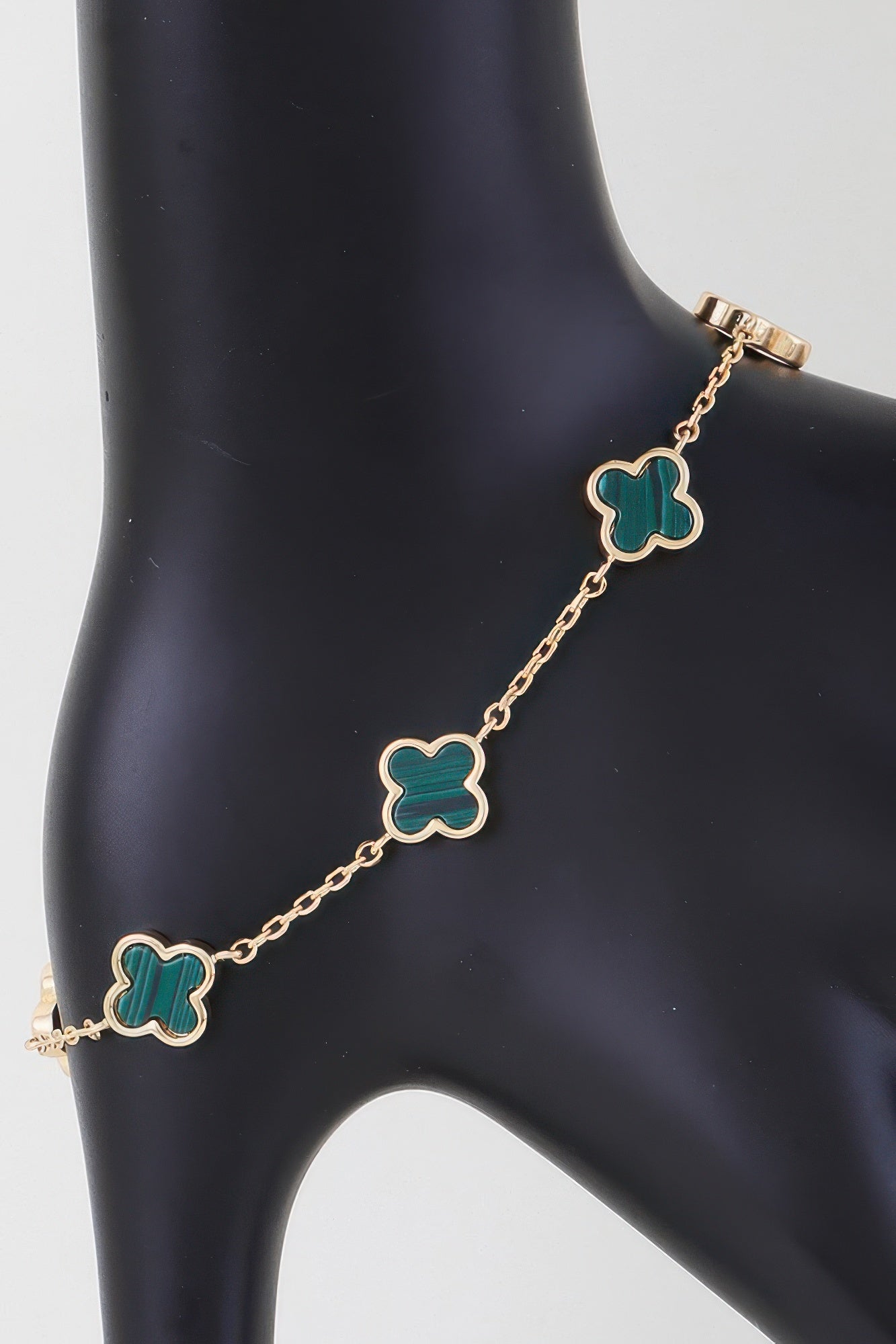 {{title}} - {{product-type}} for women from {{shop-name}}