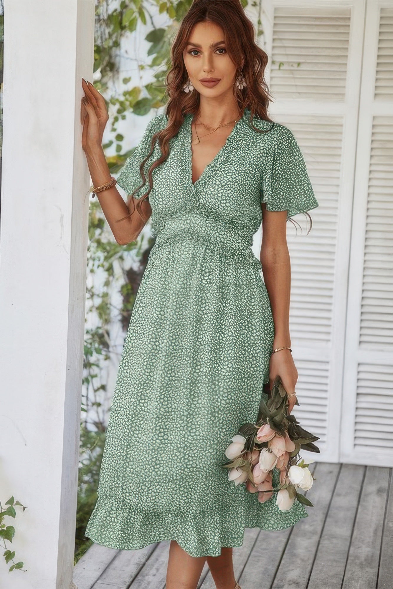 {{title}} - {{product-type}} for women from {{shop-name}}