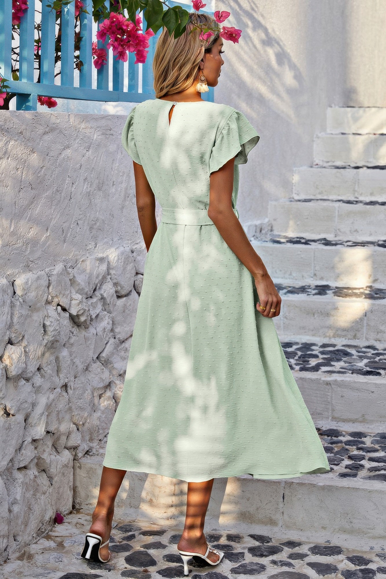 {{title}} - {{product-type}} for women from {{shop-name}}