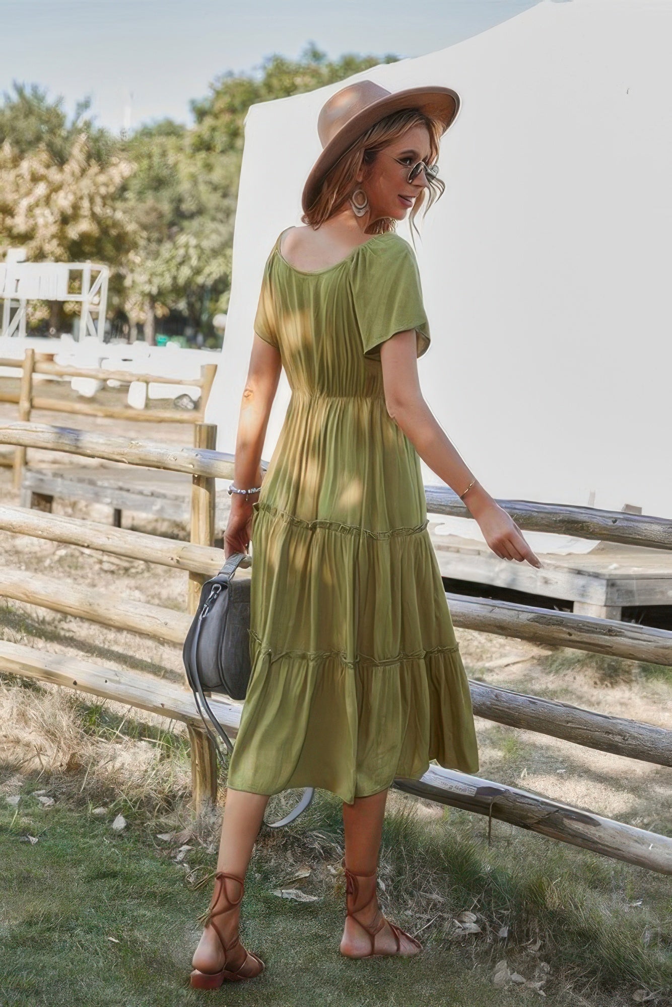 {{title}} - {{product-type}} for women from {{shop-name}}