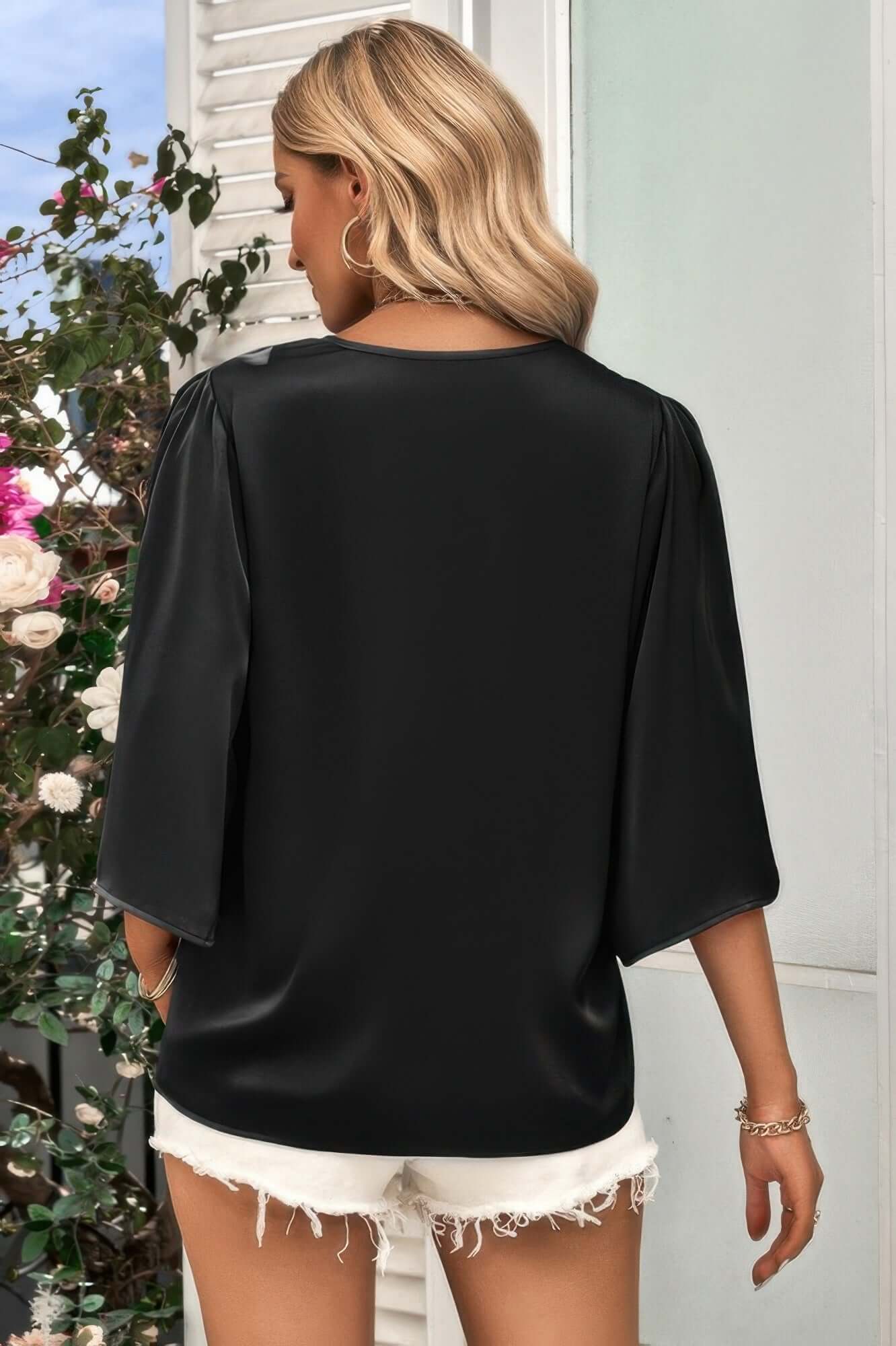 {{title}} - {{product-type}} for women from {{shop-name}}