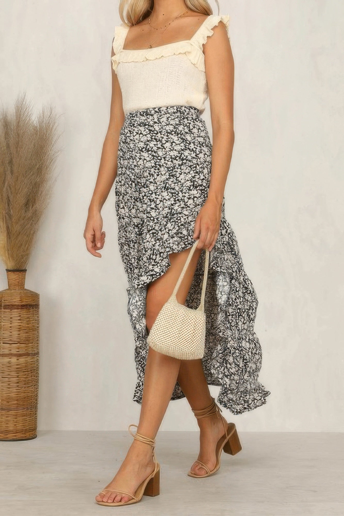{{title}} - {{product-type}} for women from {{shop-name}}