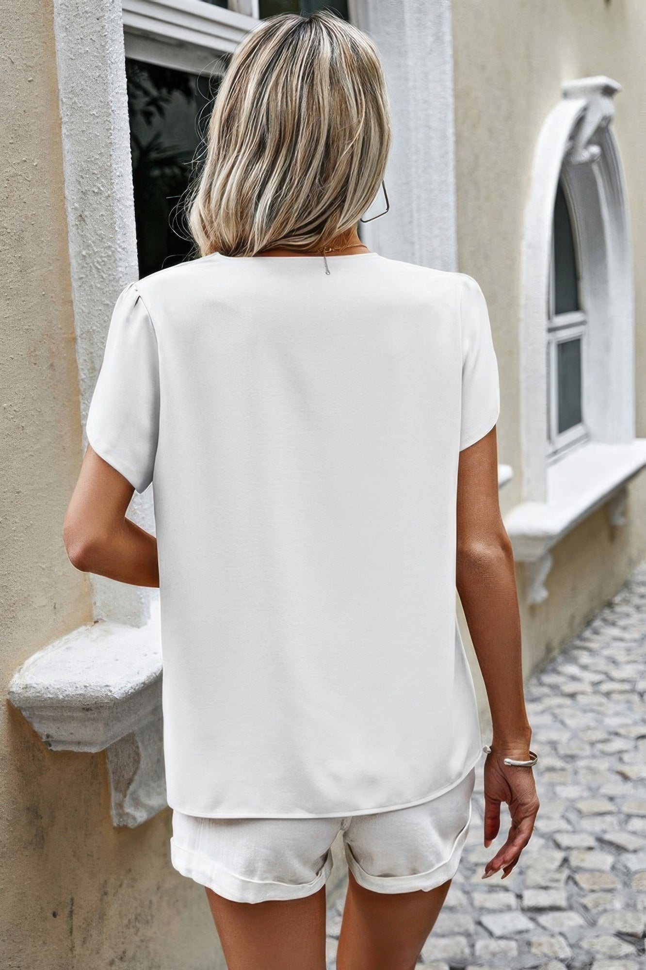 {{title}} - {{product-type}} for women from {{shop-name}}
