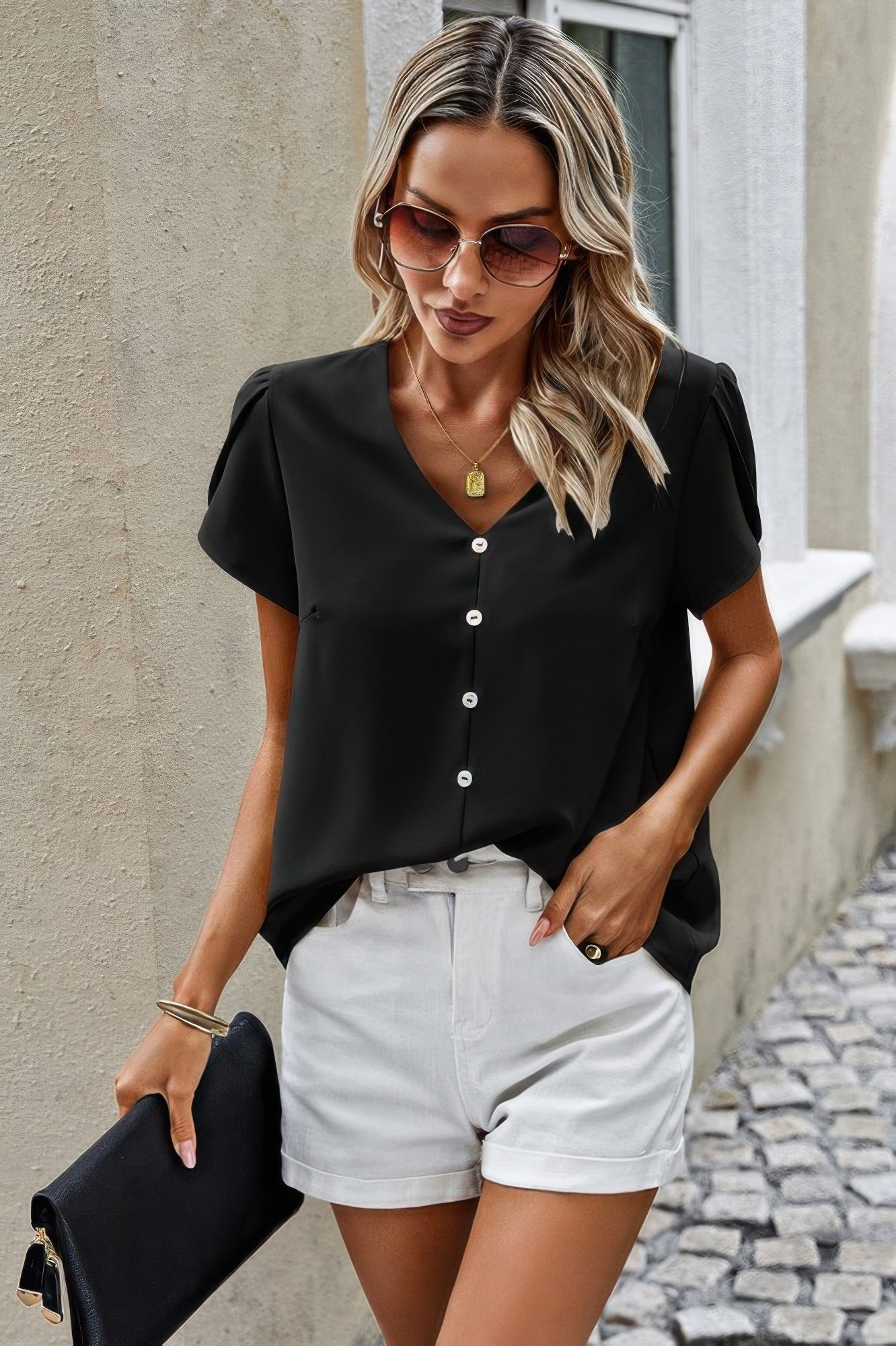 {{title}} - {{product-type}} for women from {{shop-name}}