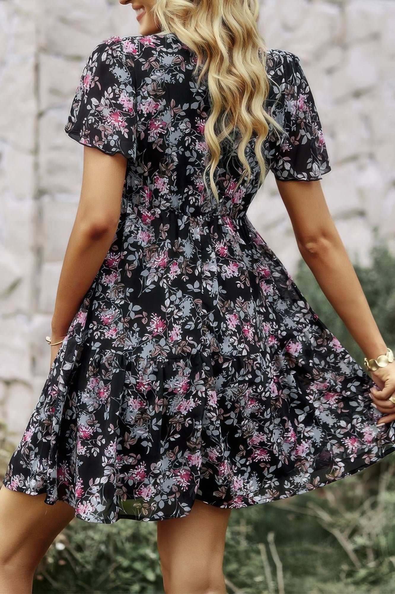 {{title}} - {{product-type}} for women from {{shop-name}}