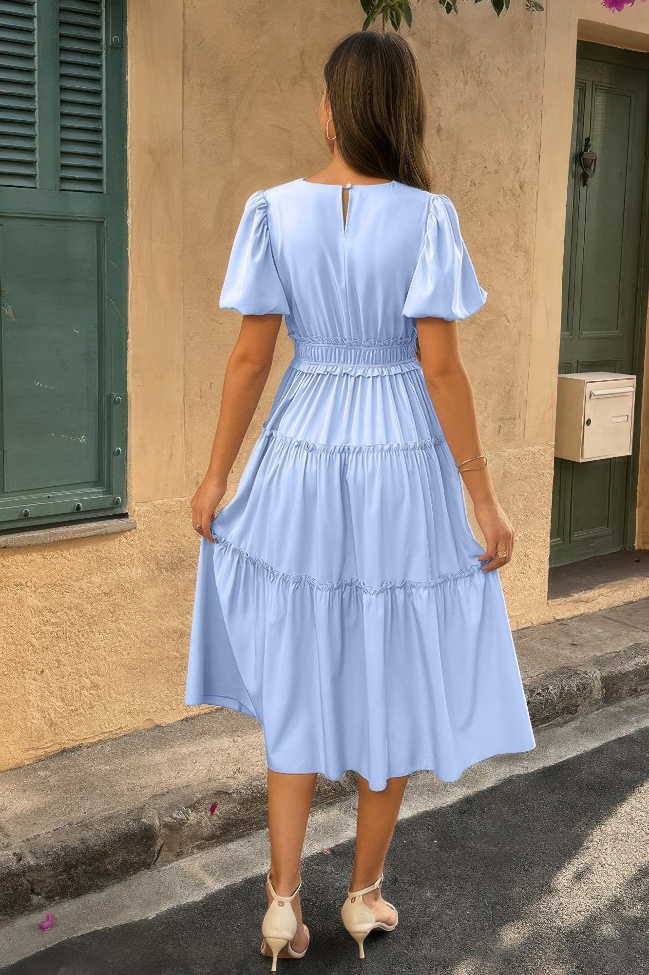 {{title}} - {{product-type}} for women from {{shop-name}}