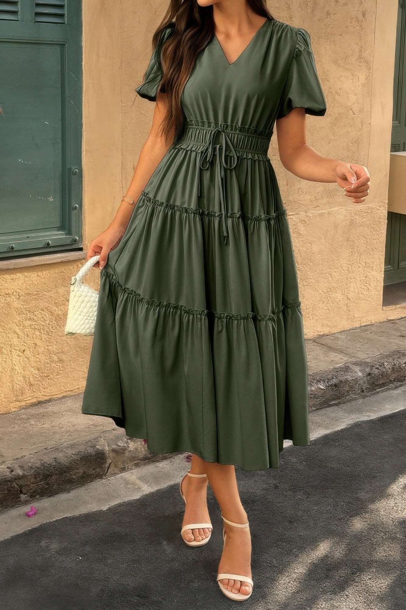 {{title}} - {{product-type}} for women from {{shop-name}}