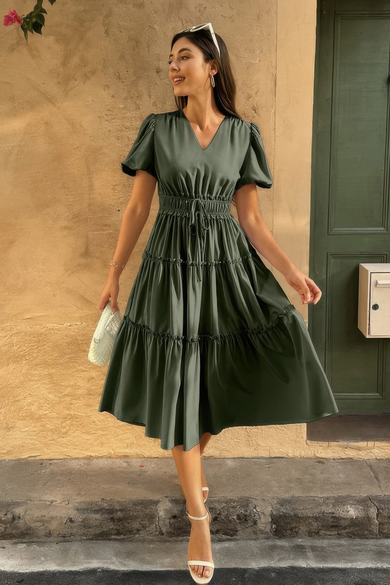 {{title}} - {{product-type}} for women from {{shop-name}}