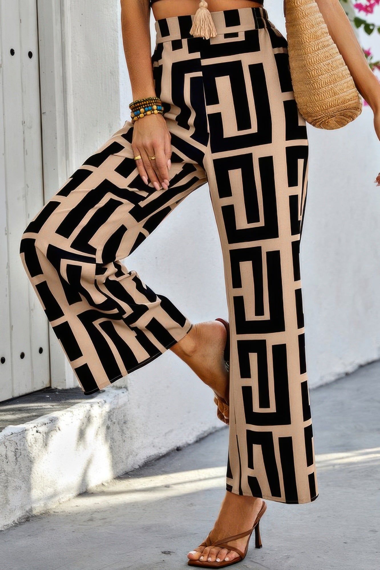 {{title}} - {{product-type}} for women from {{shop-name}}