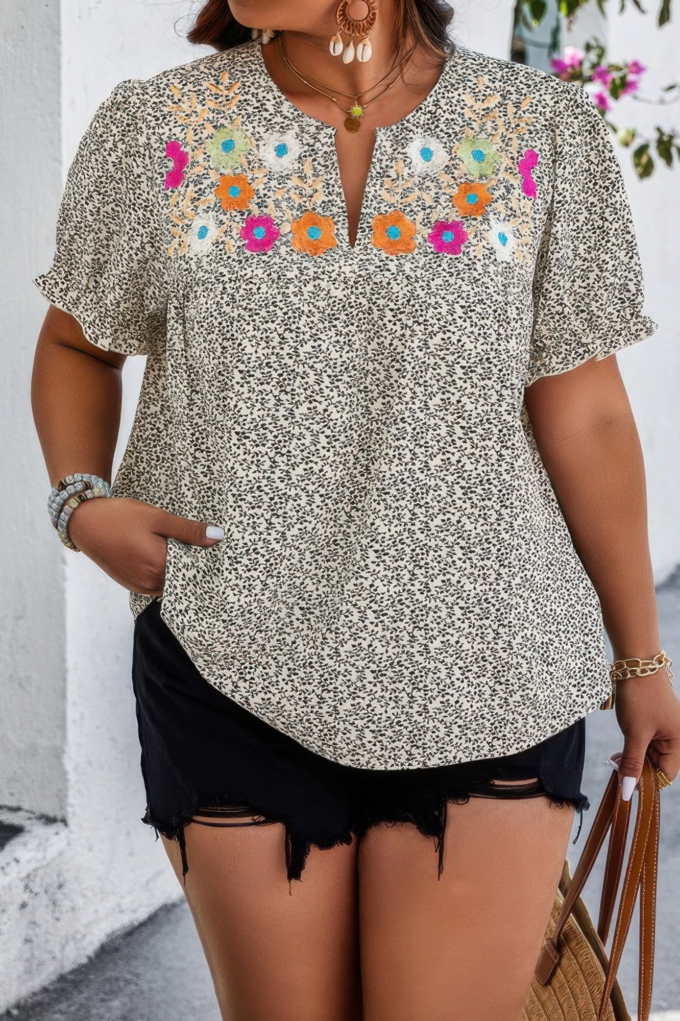 {{title}} - {{product-type}} for women from {{shop-name}}