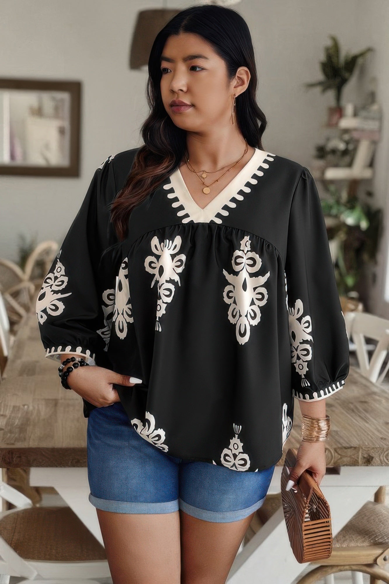 {{title}} - {{product-type}} for women from {{shop-name}}